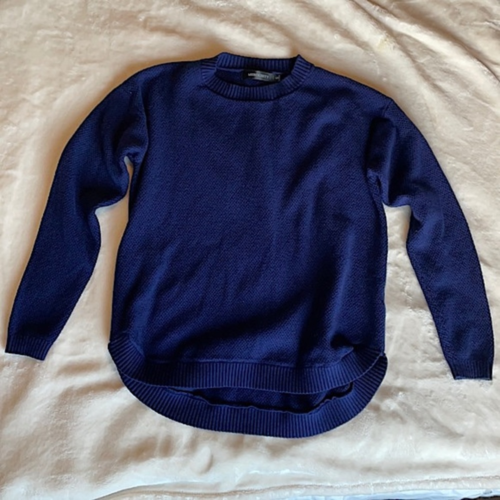Crew neck sweater